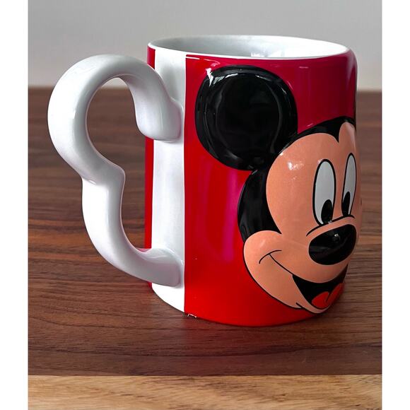 Mickey Mouse Ceramic Mug with a Half Mickey Icon Handle from the year 2000. - Picture 5 of 7